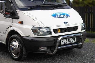 2005 Ford RECOVERY TRUCK