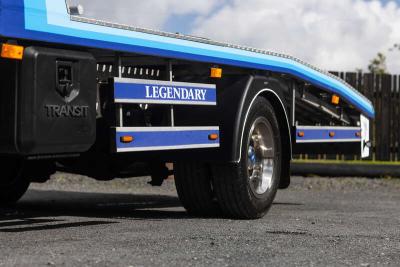 2005 Ford RECOVERY TRUCK
