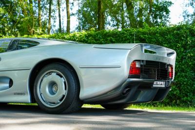 1993 Jaguar XJ220