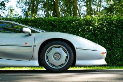 1993 Jaguar XJ220