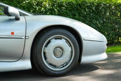 1993 Jaguar XJ220