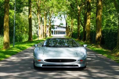 1993 Jaguar XJ220