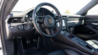 2016 Porsche 911 R