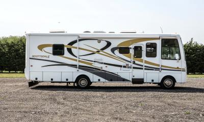 2005 Newmar Scottsdale 3201 Motorhome