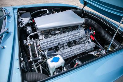 1974 Aston Martin V8 SERIES 3