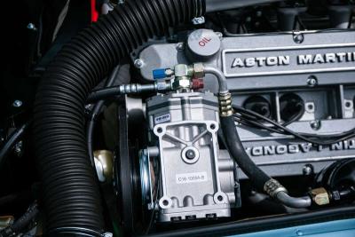1974 Aston Martin V8 SERIES 3