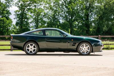 1998 Aston Martin V8 COUPE AUTO