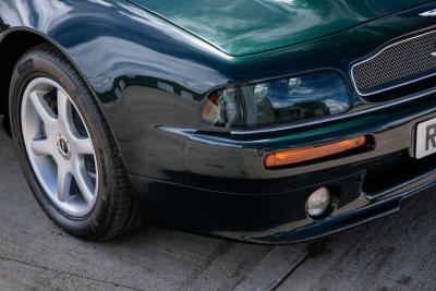 1998 Aston Martin V8 COUPE AUTO