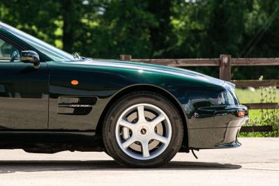 1998 Aston Martin V8 COUPE AUTO