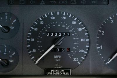 1994 Jaguar XJ 220