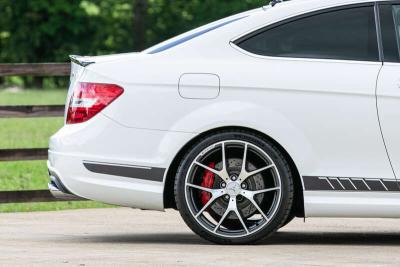 2013 Mercedes - Benz C63 AMG