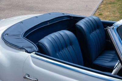 Mercedes - Benz 190SL