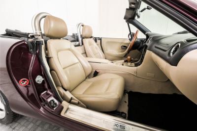 2000 Mazda MX-5