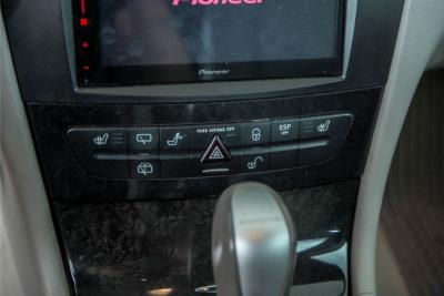 2004 Mercedes - Benz E-Klasse