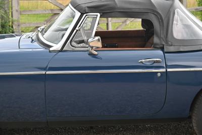 1972 MG B Roadster