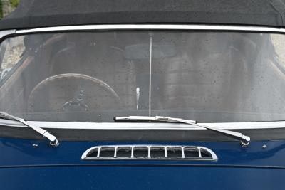 1972 MG B Roadster