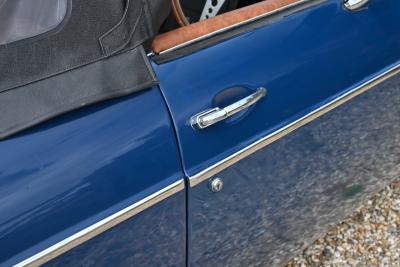 1972 MG B Roadster