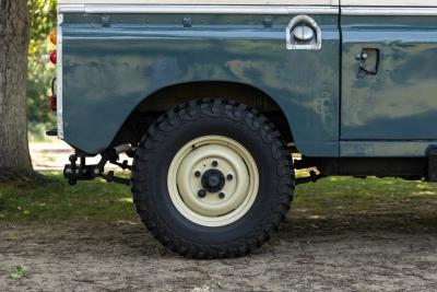 1980 Land Rover Series III 88"