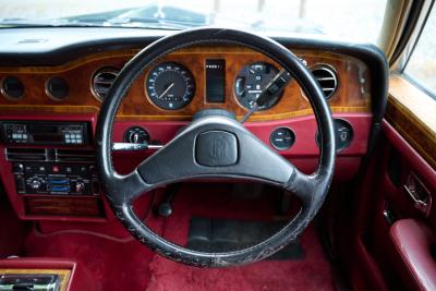 1990 Rolls - Royce Silver Spur 2
