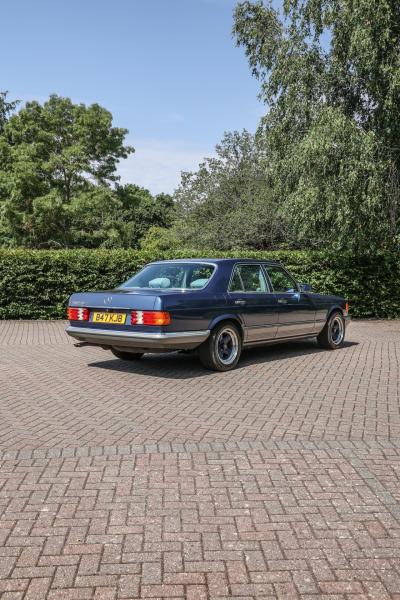 1985 Mercedes - Benz 500 SE (W126)