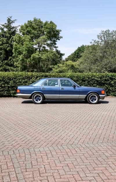 1985 Mercedes - Benz 500 SE (W126)