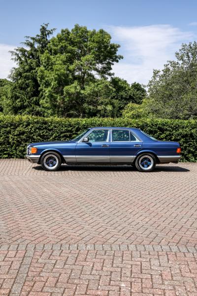 1985 Mercedes - Benz 500 SE (W126)