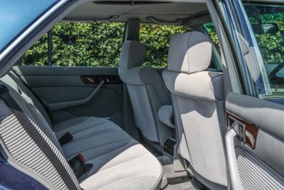 1985 Mercedes - Benz 500 SE (W126)