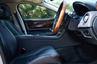 2012 Jaguar XJ Portfolio V8