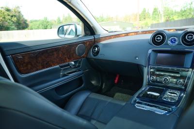 2012 Jaguar XJ Portfolio V8