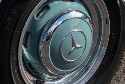 1957 Mercedes - Benz 300 SL Roadster