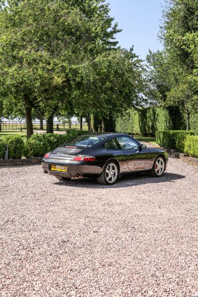 1999 Porsche 911/996 Carrera 4