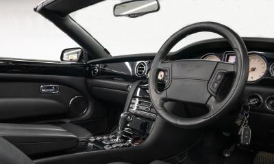 2006 Bentley AZURE