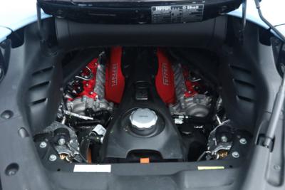 2023 Ferrari SF90 SPIDER