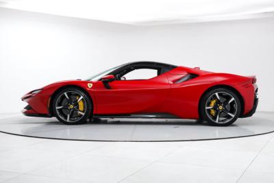 2024 Ferrari SF90 SPIDER