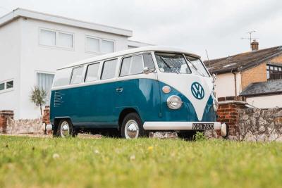 1966 Volkswagen TYPE 2 T1 SPLIT SCREEN CAMPER DEVON CARAVETTE