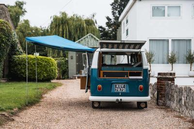 1966 Volkswagen TYPE 2 T1 SPLIT SCREEN CAMPER DEVON CARAVETTE