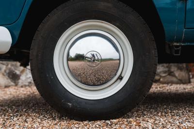 1966 Volkswagen TYPE 2 T1 SPLIT SCREEN CAMPER DEVON CARAVETTE