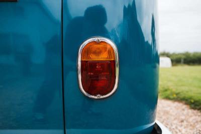 1966 Volkswagen TYPE 2 T1 SPLIT SCREEN CAMPER DEVON CARAVETTE