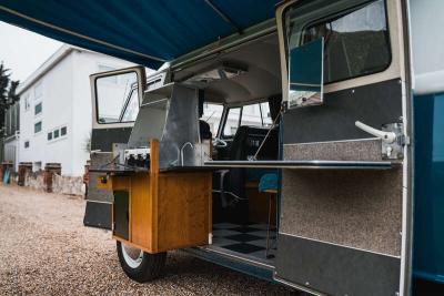 1966 Volkswagen TYPE 2 T1 SPLIT SCREEN CAMPER DEVON CARAVETTE