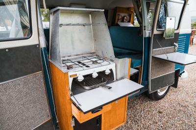 1966 Volkswagen TYPE 2 T1 SPLIT SCREEN CAMPER DEVON CARAVETTE
