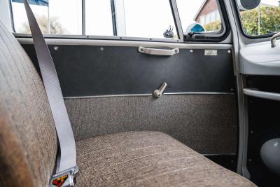 1966 Volkswagen TYPE 2 T1 SPLIT SCREEN CAMPER DEVON CARAVETTE