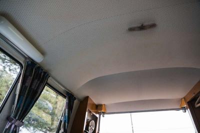 1966 Volkswagen TYPE 2 T1 SPLIT SCREEN CAMPER DEVON CARAVETTE