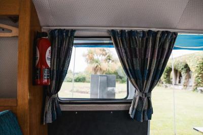 1966 Volkswagen TYPE 2 T1 SPLIT SCREEN CAMPER DEVON CARAVETTE