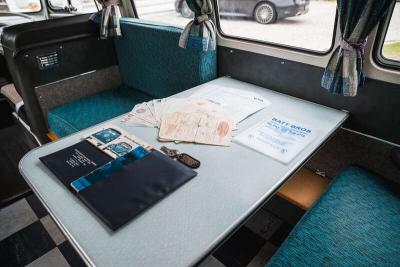 1966 Volkswagen TYPE 2 T1 SPLIT SCREEN CAMPER DEVON CARAVETTE