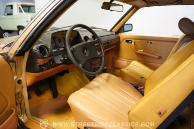 1983 Mercedes - Benz 300CD Turbo Diesel