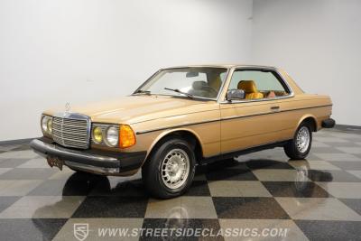 1983 Mercedes - Benz 300CD Turbo Diesel
