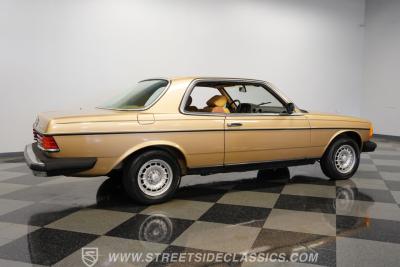 1983 Mercedes - Benz 300CD Turbo Diesel