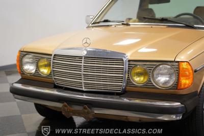 1983 Mercedes - Benz 300CD Turbo Diesel