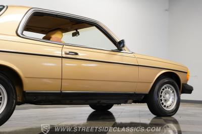 1983 Mercedes - Benz 300CD Turbo Diesel
