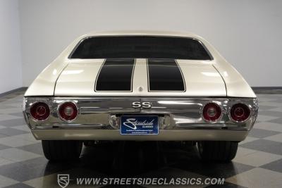 1972 Chevrolet Chevelle SS Tribute Restomod